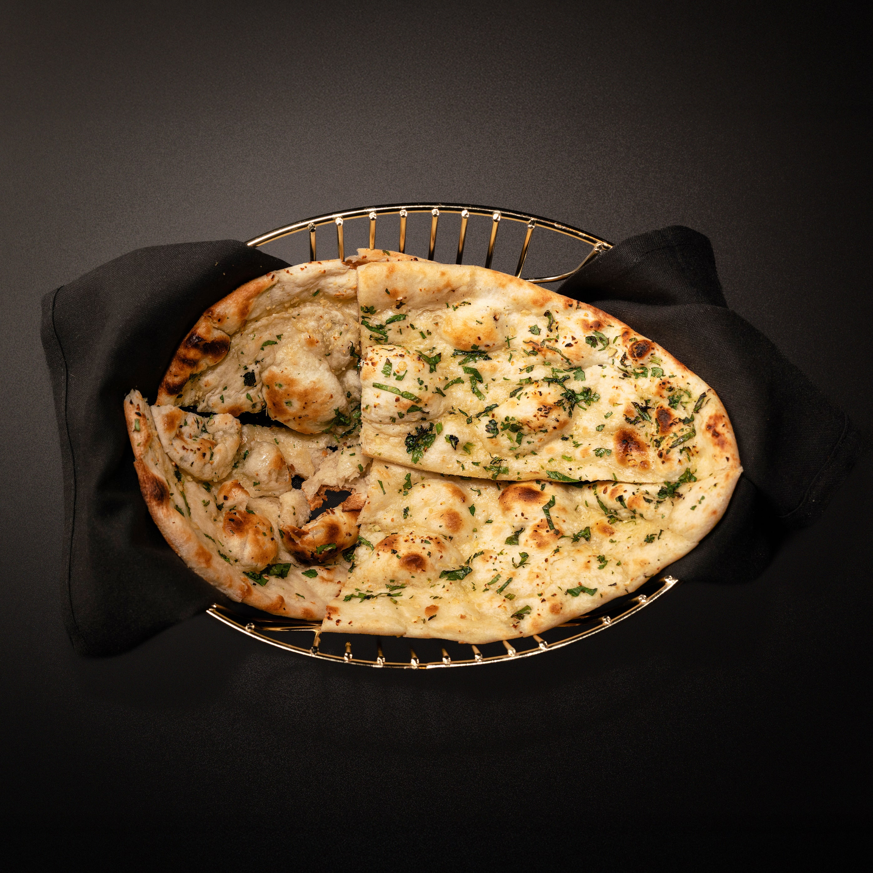 RaajGharana Food Garlic naan